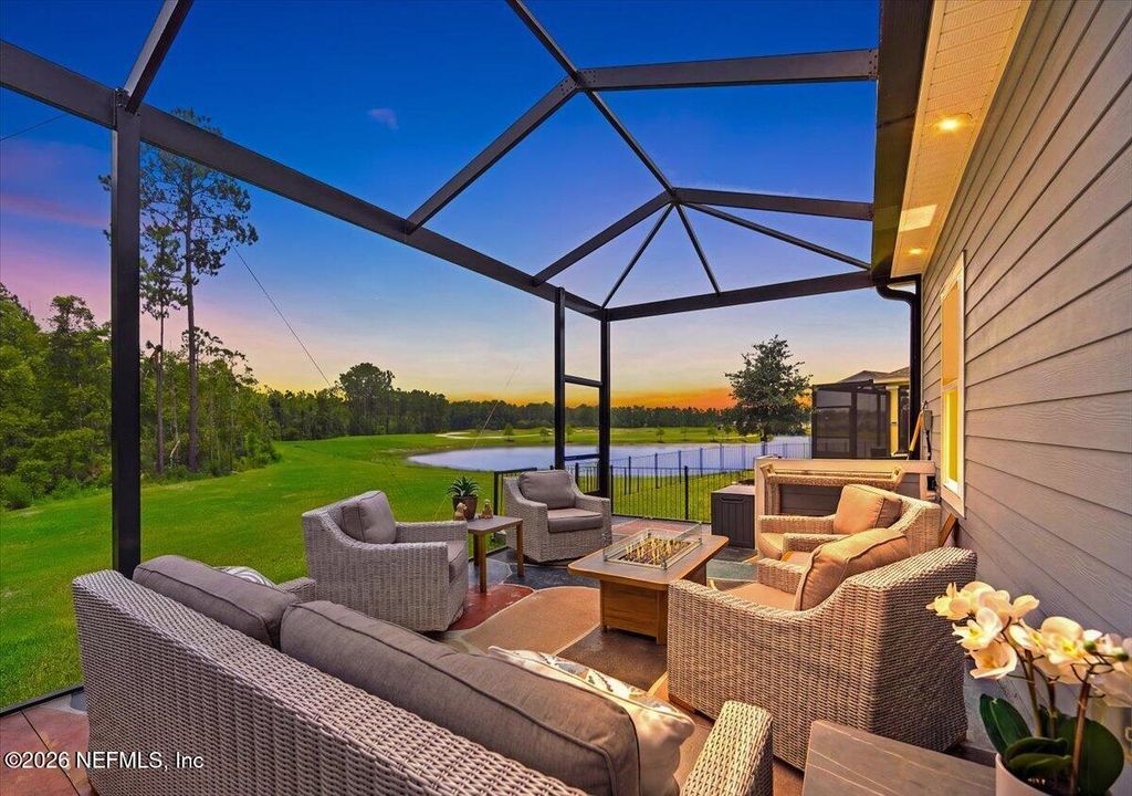 48 HAMMER Circle, St. Johns, FL 32259