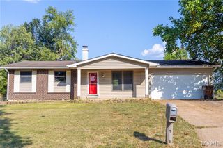 1124 Concord Drive, St Charles, MO 63303