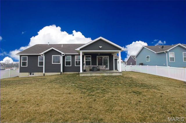 610 Schapers Court, Moscow Mills, MO 63362