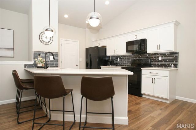 610 Schapers Court, Moscow Mills, MO 63362