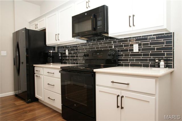 610 Schapers Court, Moscow Mills, MO 63362