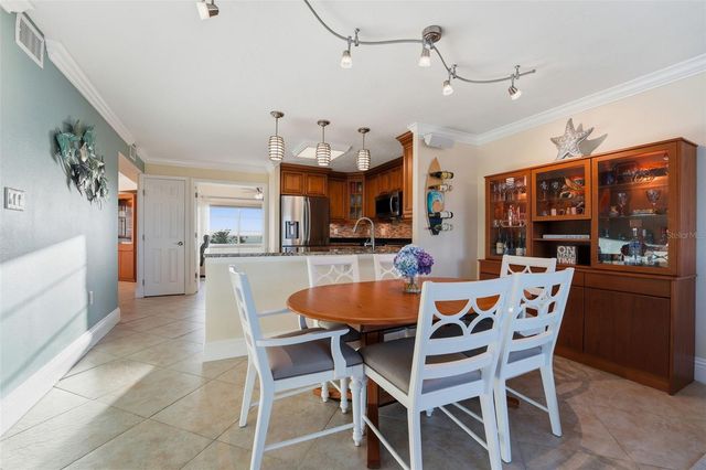 9397 MIDNIGHT PASS ROAD 901, Sarasota, FL 34242