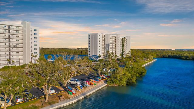 9397 MIDNIGHT PASS ROAD 901, Sarasota, FL 34242