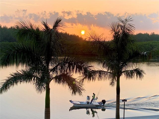 9397 MIDNIGHT PASS ROAD 901, Sarasota, FL 34242