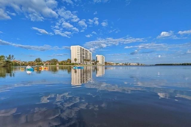 9397 MIDNIGHT PASS ROAD 901, Sarasota, FL 34242