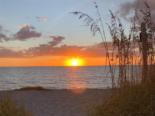 9397 MIDNIGHT PASS ROAD 901, Sarasota, FL 34242