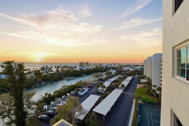 9397 MIDNIGHT PASS ROAD 901, Sarasota, FL 34242