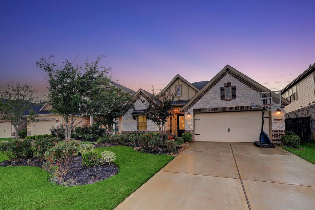 3414 Cabernet Shores Drive, Fulshear, TX 77441