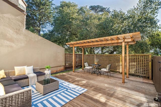 235 North Lake Merced Hills, San Francisco, CA 94132