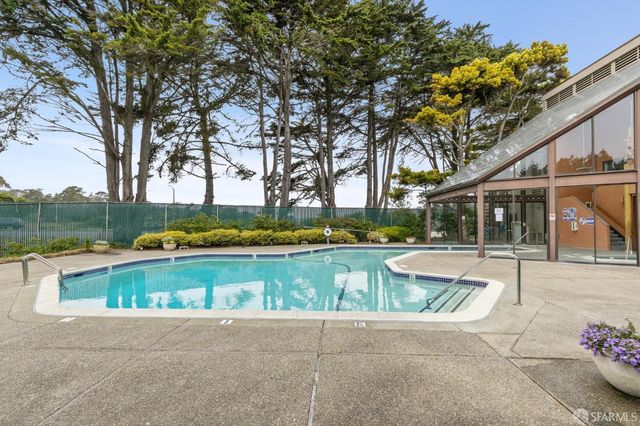 235 North Lake Merced Hills, San Francisco, CA 94132