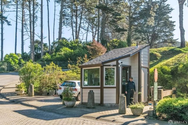 235 North Lake Merced Hills, San Francisco, CA 94132