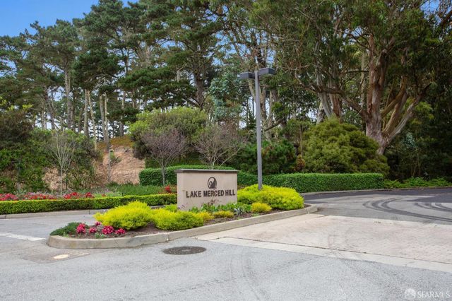 235 North Lake Merced Hills, San Francisco, CA 94132