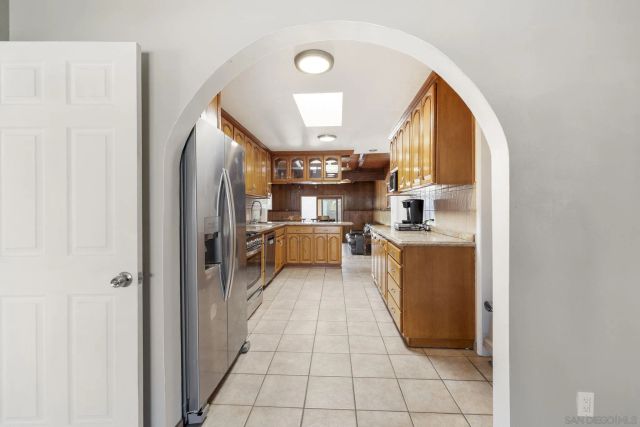 12635 Castle Court Drive, Lakeside, CA 92040