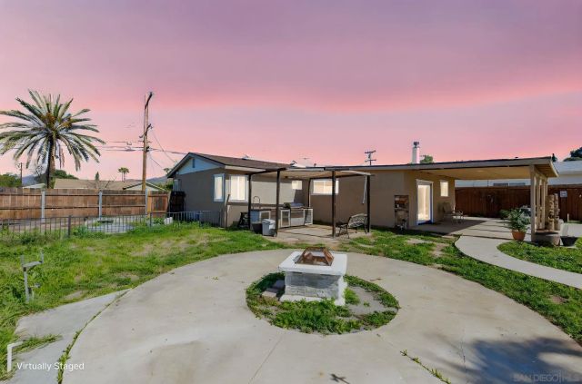 12635 Castle Court Drive, Lakeside, CA 92040