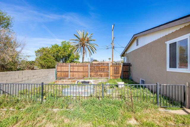 12635 Castle Court Drive, Lakeside, CA 92040