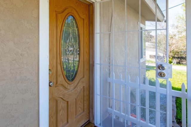 12635 Castle Court Drive, Lakeside, CA 92040