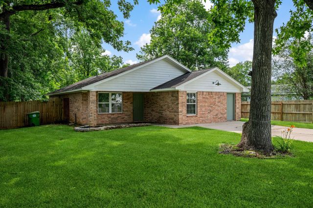 157 Hillside Drive, Liberty, TX 77575