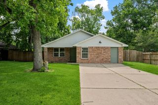 157 Hillside Drive, Liberty, TX 77575