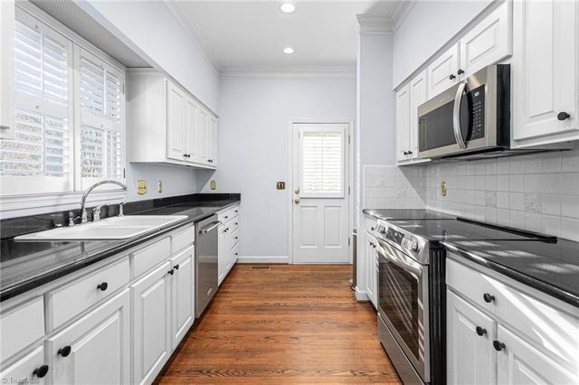 441 Fieldstone Drive, Burlington, NC 27215