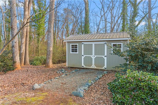 441 Fieldstone Drive, Burlington, NC 27215