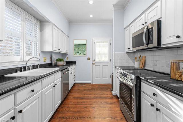 441 Fieldstone Drive, Burlington, NC 27215