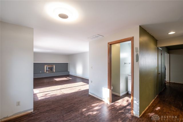 2549 Montbello Circle, Dayton, OH 45440