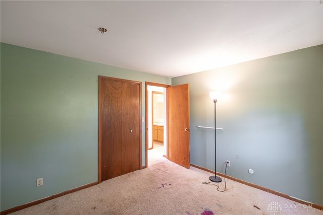 2549 Montbello Circle, Dayton, OH 45440