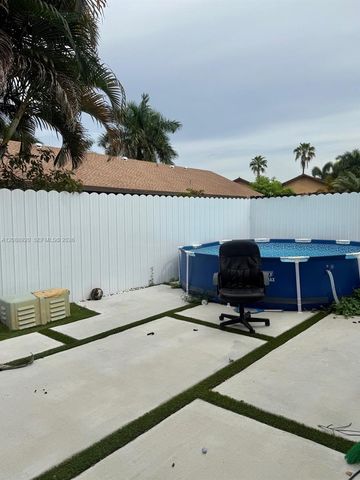 1401 NW 122nd Avenue, Pembroke Pines, FL 33026