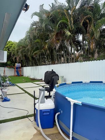 1401 NW 122nd Avenue, Pembroke Pines, FL 33026