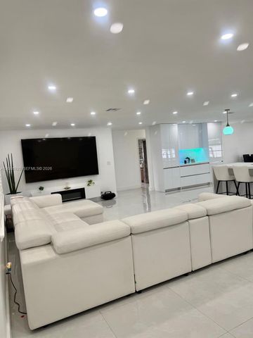 1401 NW 122nd Avenue, Pembroke Pines, FL 33026