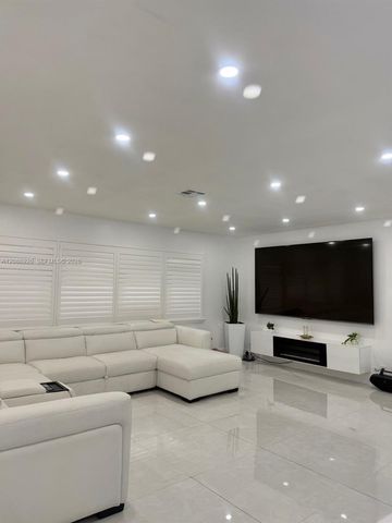1401 NW 122nd Avenue, Pembroke Pines, FL 33026