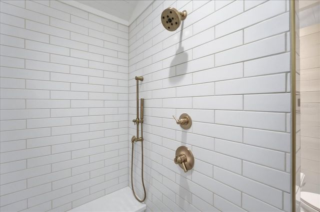 2913 GULF DRIVE, Holmes Beach, FL 34217