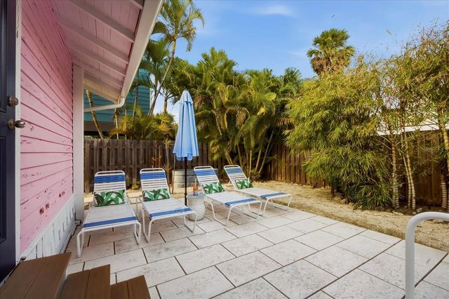 2913 GULF DRIVE, Holmes Beach, FL 34217