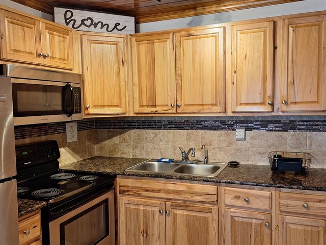 252 BEDFORD J 252, West Palm Beach, FL 33417