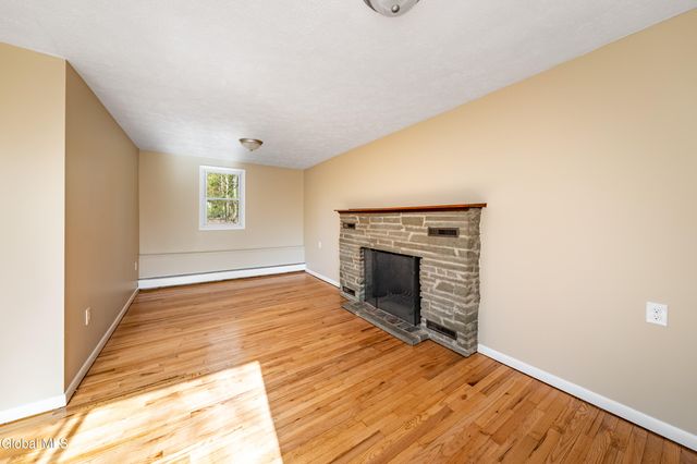 32 Nolan Road, Ballston, NY 12019