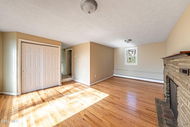 32 Nolan Road, Ballston, NY 12019