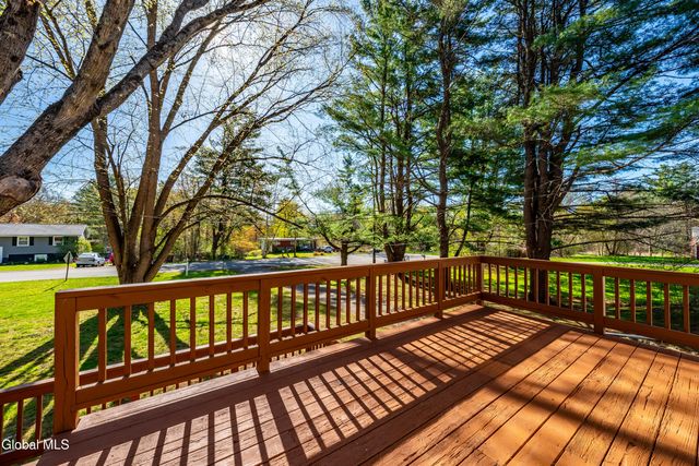 32 Nolan Road, Ballston, NY 12019
