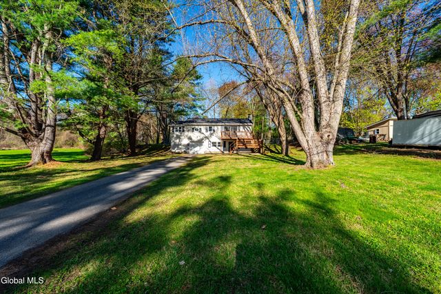 32 Nolan Road, Ballston, NY 12019