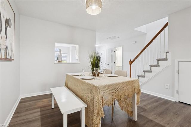 128 River Walk CT, Hampton, VA 23669