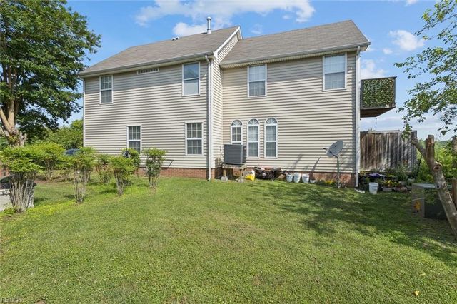 128 River Walk CT, Hampton, VA 23669