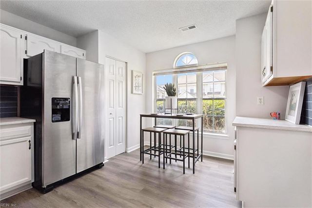 128 River Walk CT, Hampton, VA 23669