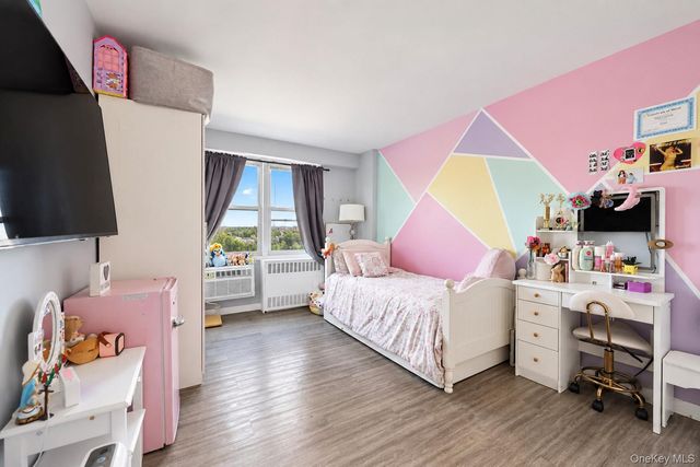 1841 Central Park Avenue 6N, Yonkers, NY 10710