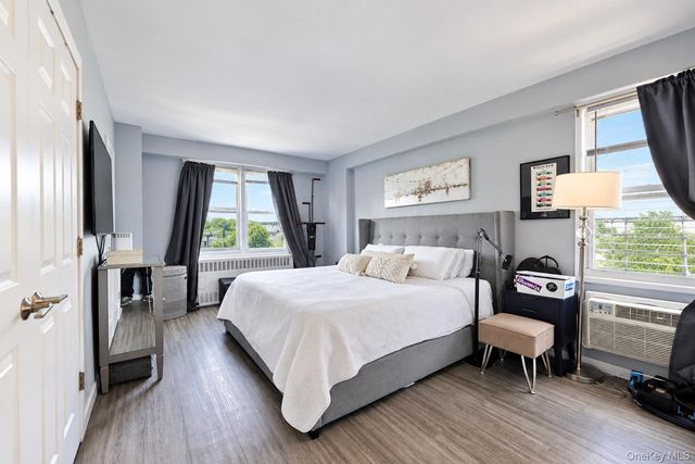 1841 Central Park Avenue 6N, Yonkers, NY 10710