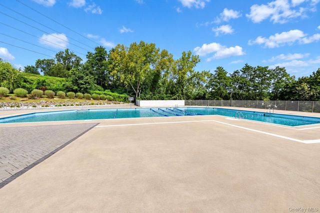 1841 Central Park Avenue 6N, Yonkers, NY 10710