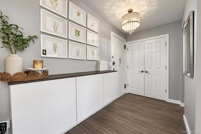 1841 Central Park Avenue 6N, Yonkers, NY 10710