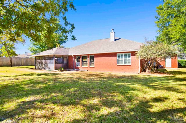 3110 Pga Blvd, Navarre, FL 32566