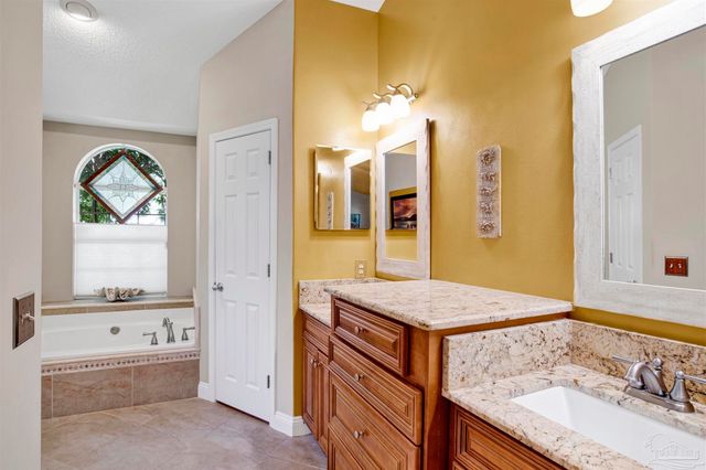 3110 Pga Blvd, Navarre, FL 32566