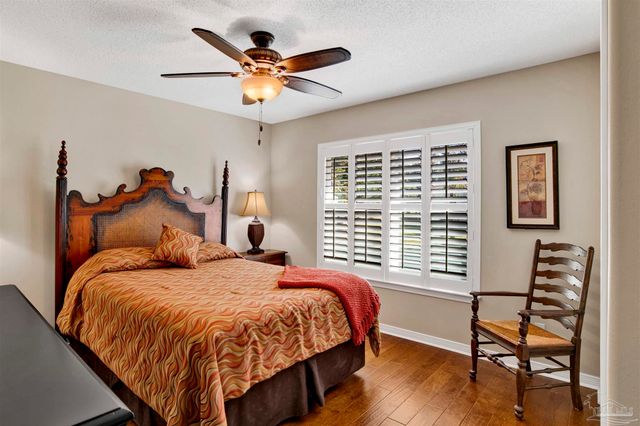 3110 Pga Blvd, Navarre, FL 32566