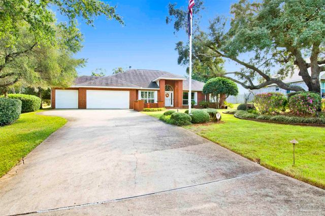 3110 Pga Blvd, Navarre, FL 32566