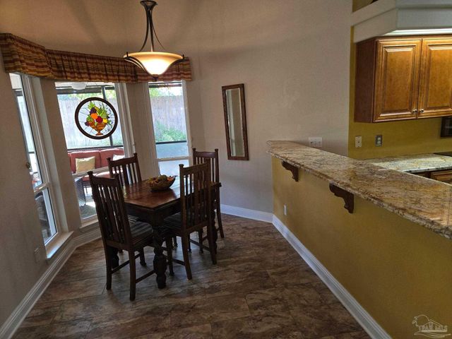 3110 Pga Blvd, Navarre, FL 32566